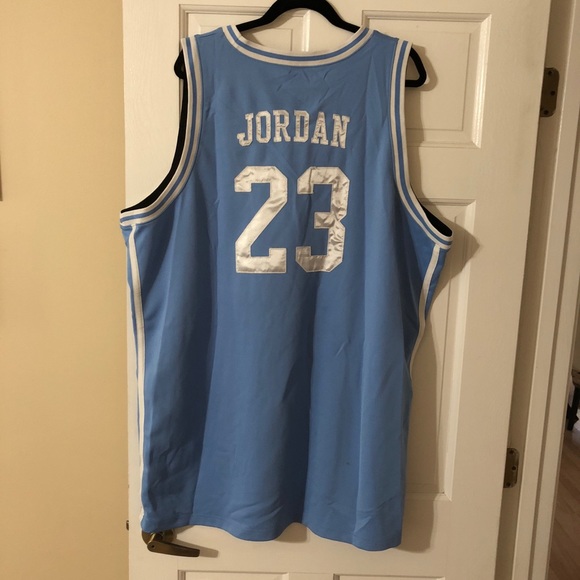 RARE-Michael Jordan UNC Tarheels Jersey - Picture 7 of 8